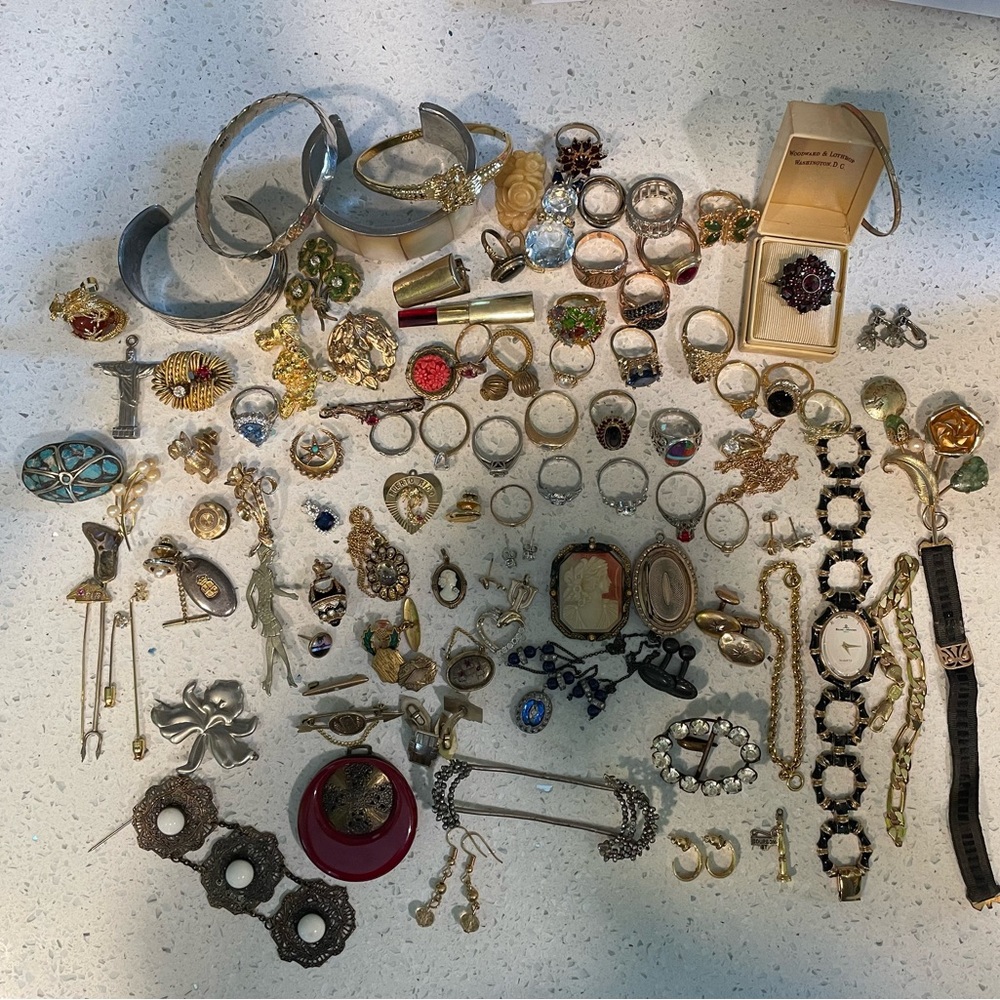 Large Lot of Jewelry - Junk Drawer Lot